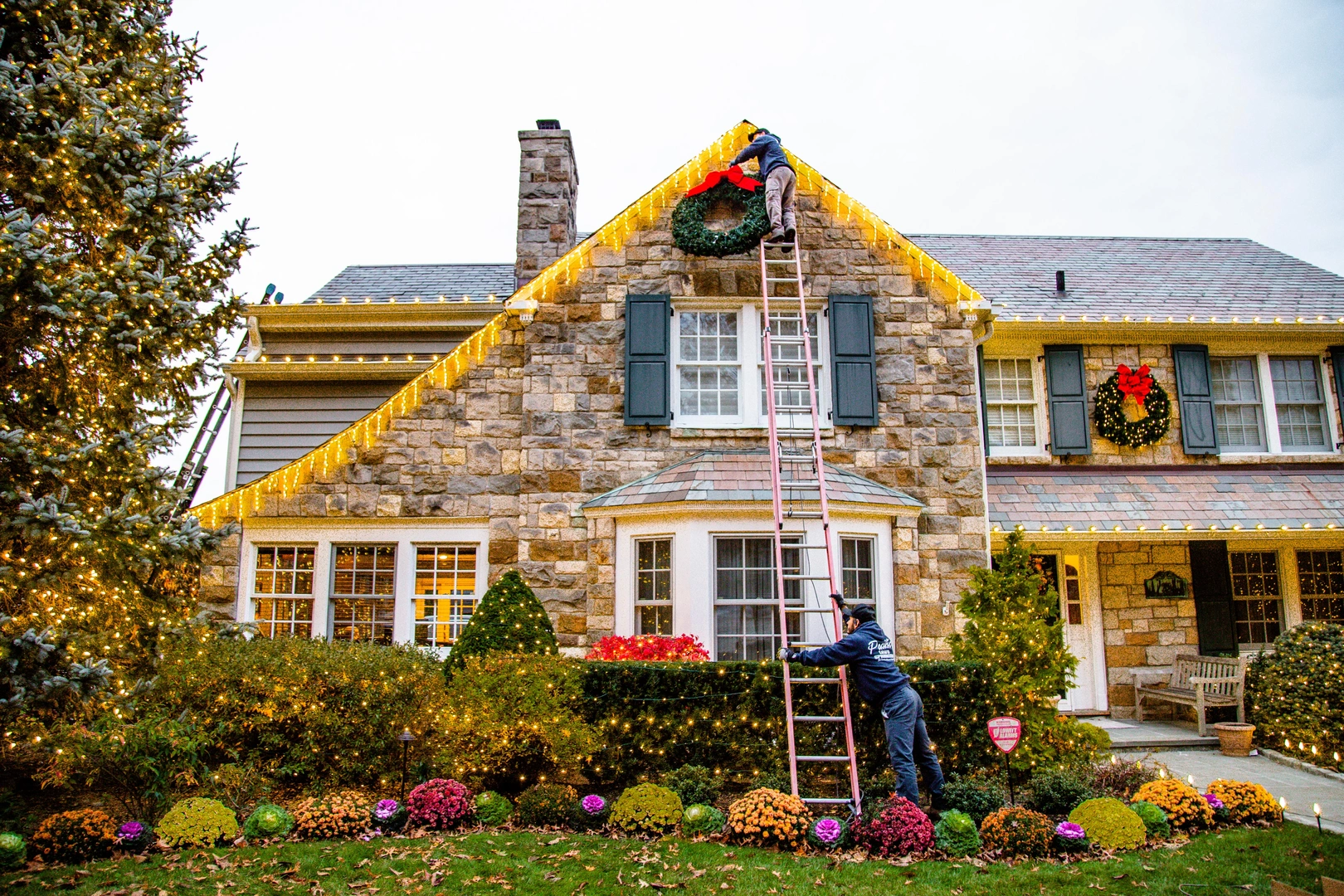 Custom holiday lighting designs